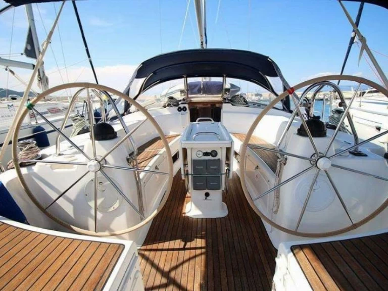 Bareboat Rental Sailboat Bavaria with a boat licence