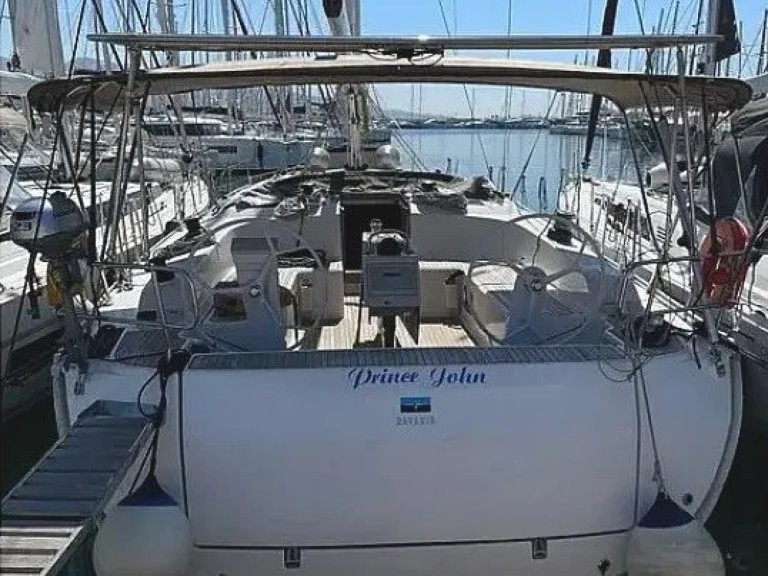 Bavaria Cruiser 51 in Alimos on SamBoat