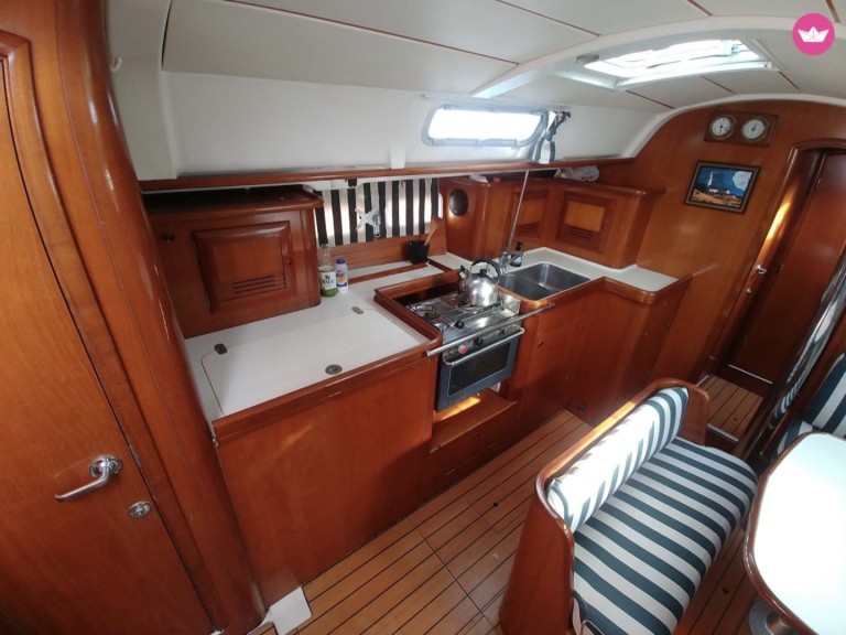 Yacht charter Sami cheap Oceanis 411 Clipper