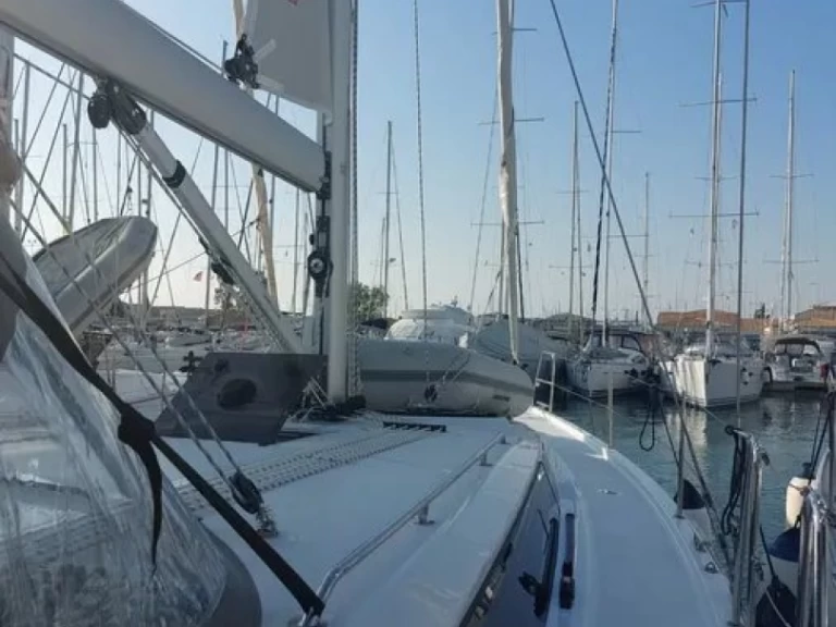 Yacht charter Lefkáda cheap Bavaria C42