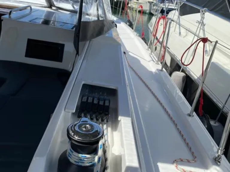 Bavaria Bavaria C45 Holiday in Lefkáda on SamBoat