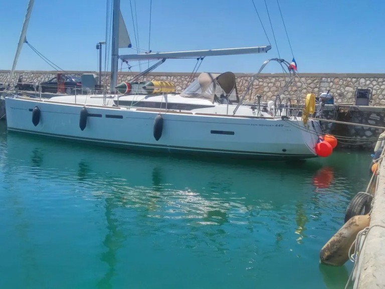 Yacht charter Alimos cheap Sun Odyssey 449