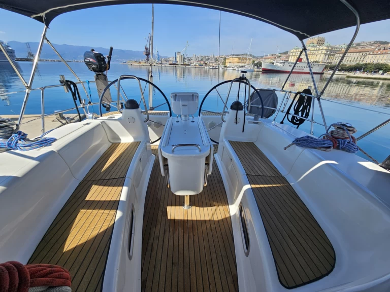 Bareboat Rental Sailboat Bavaria with a boat licence