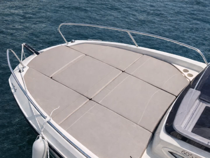 Yacht charter Mandelieu-la-Napoule cheap Activ 605 Sundeck