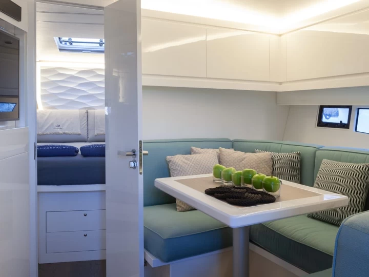 Luxury Yacht rental in Salerno - Fiart Fiart 4Seven