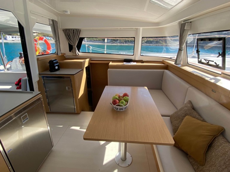 Catamaran for rent Nettuno at the best price