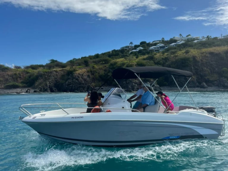 Boat rental Bénéteau Flyer 650 Open in Marigot on Samboat