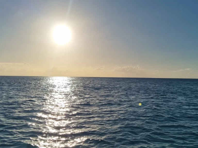 Yacht charter Marigot cheap Flyer 650 Open