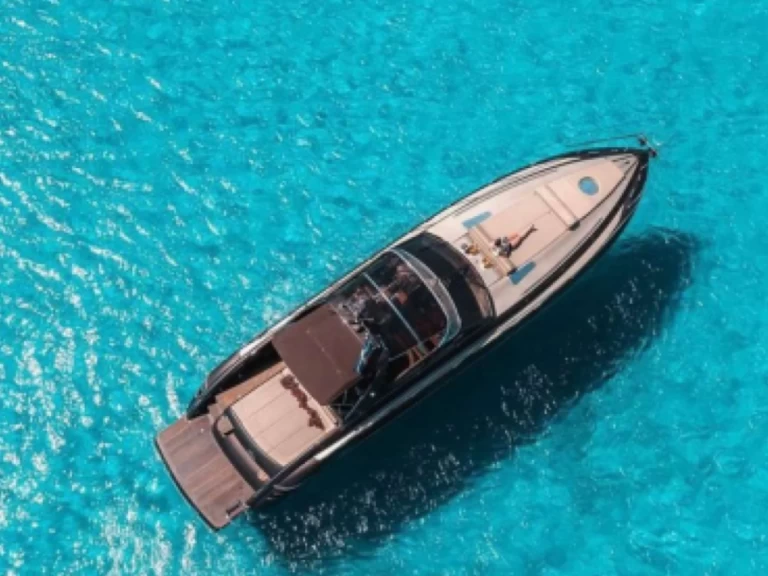 Luxury Yacht rental in Mykonos (City) - Princess Princess V55