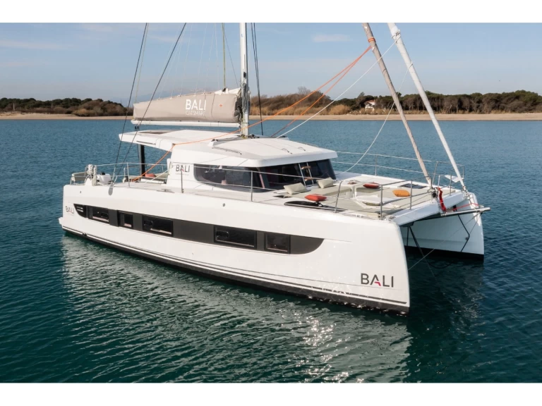 Boat rental Bali Bali 4.0 NEW 2025 in Sant Antoni de Portmany on Samboat