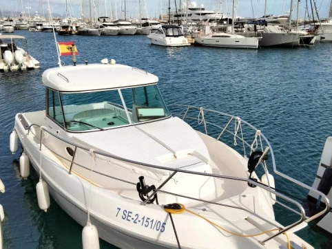 Motorboat rental with or without captain Faeton Can Picafort