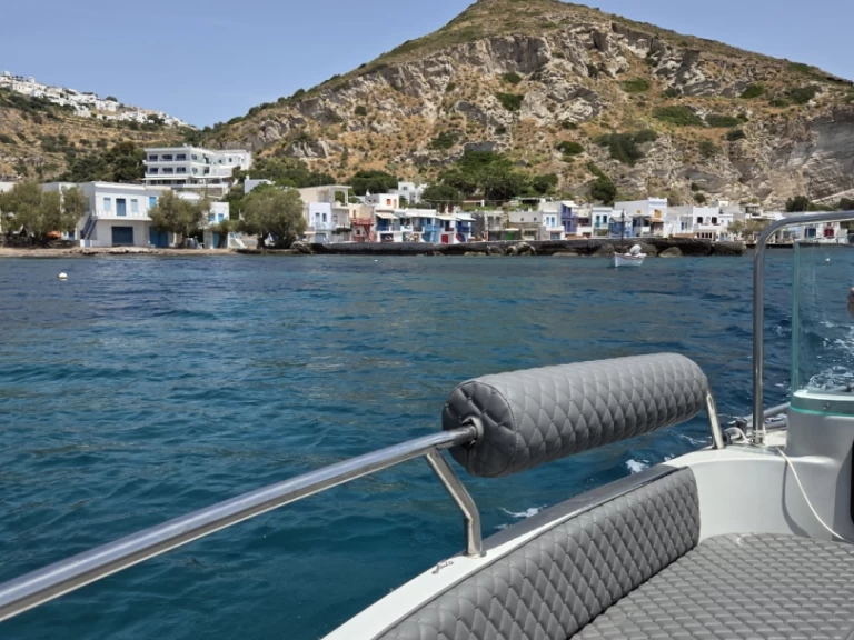 Bareboat Rental Motorboat Isatek Cobra with a boat licence