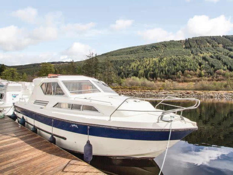 Motorboat rental in Spean Bridge - Le Boat Cygnet WHS