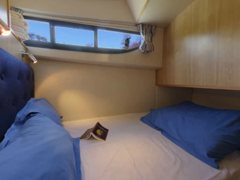 Motorboat rental in Angoulême - Le Boat Magnifique