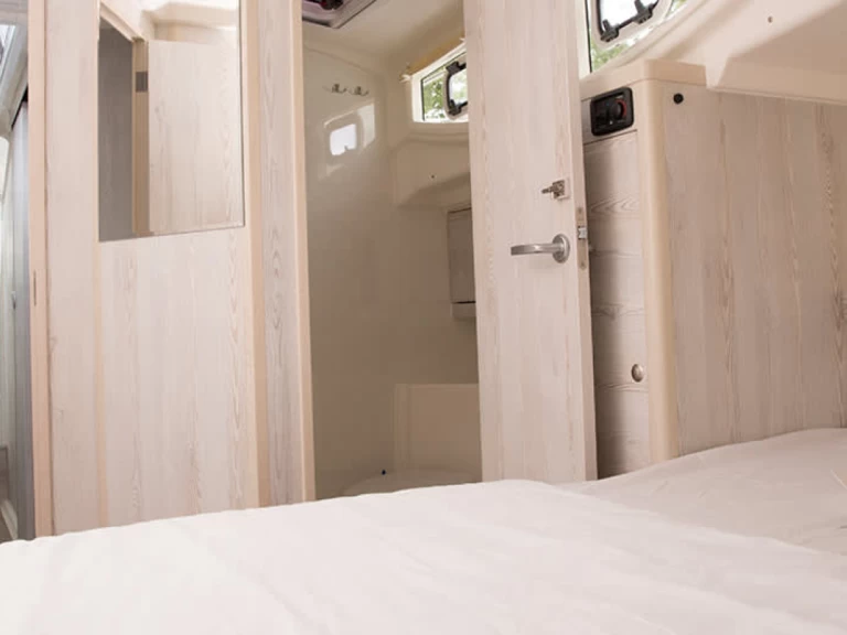 Rent a Le Boat Horizon 3 Castelnaudary