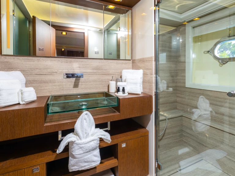 Luxury Yacht rental with or without captain  Seget Donji