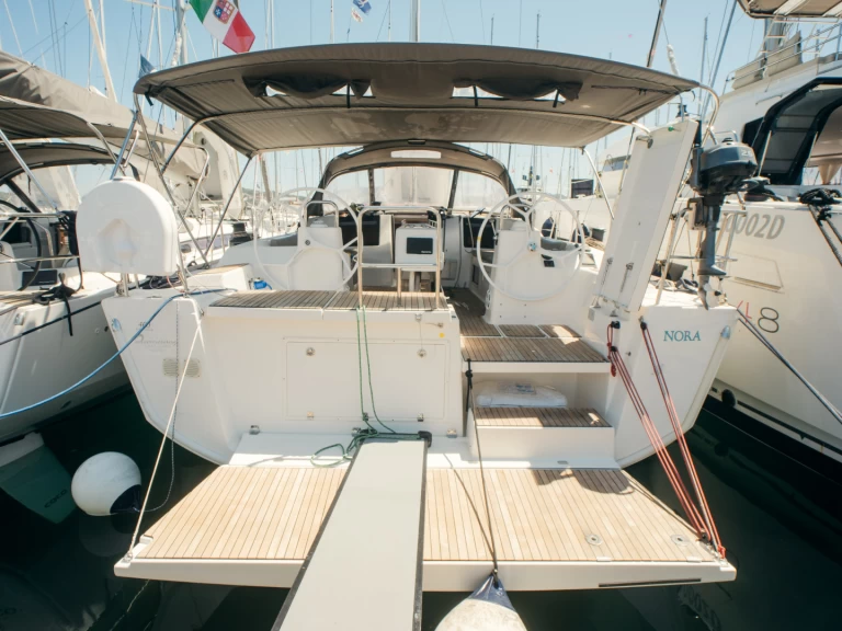 Bareboat Rental Sailboat Dufour with a boat licence