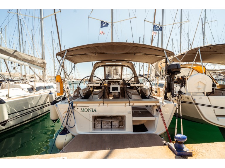 Yacht charter Olbia cheap Dufour 360 Grand Large