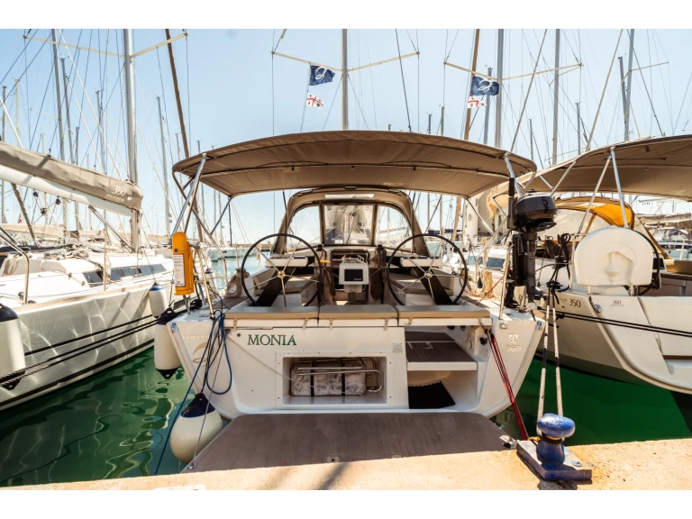 Yacht charter Olbia cheap Dufour 360 Grand Large