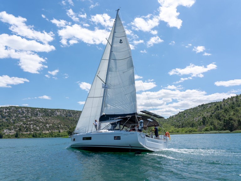 Sailboat for rent Skradin at the best price