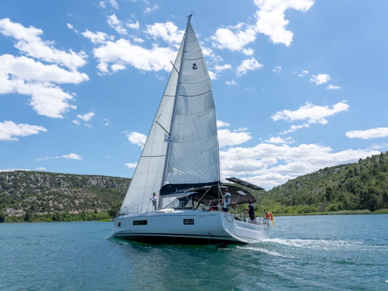 Sailboat for rent Skradin at the best price