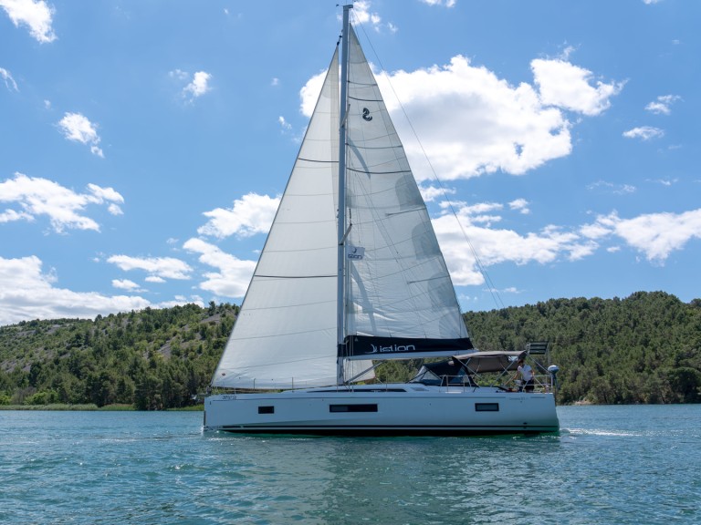 Bénéteau Oceanis 51.1 charter bareboat or captained in  Skradin