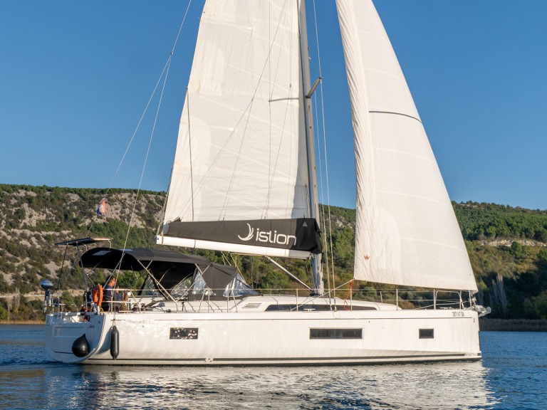 Bénéteau Oceanis 51.1 in Skradin on SamBoat