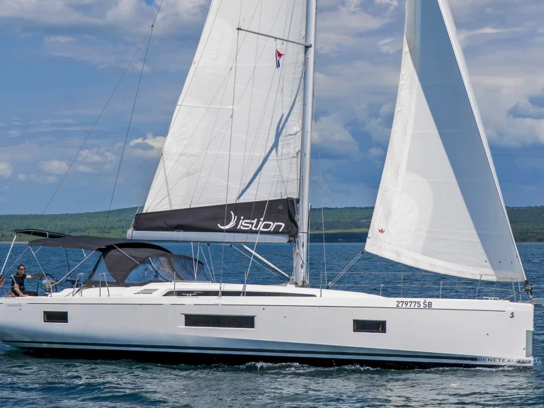 Sailboat rental with or without captain Bénéteau Skradin