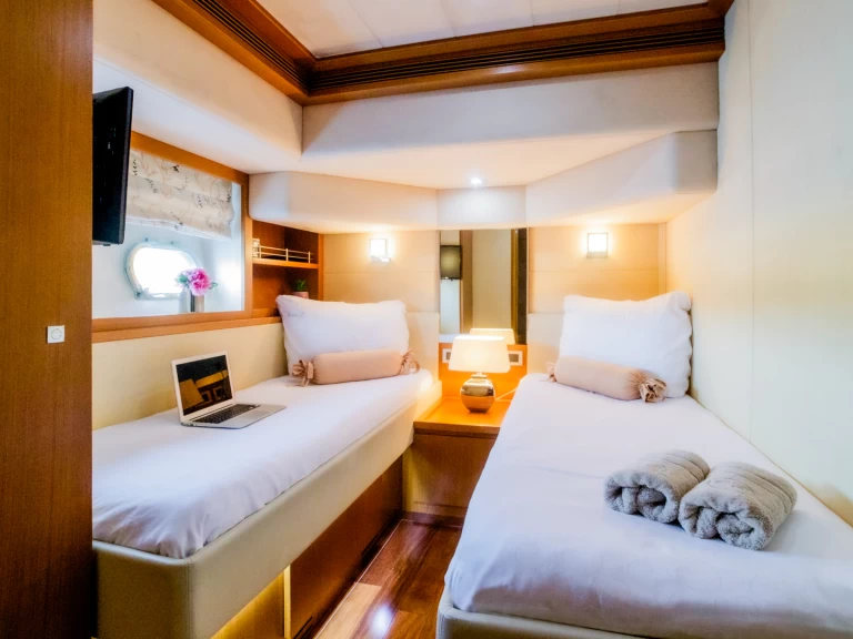 Yacht charter Split cheap Ferretti 780