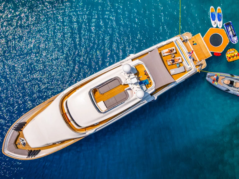 Luxury Yacht for rent Kaštel Gomilica at the best price