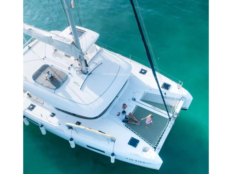 Boat rental Lagoon Lagoon 42 in Cugnana Verde on Samboat