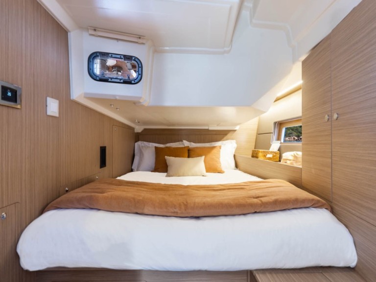 Bénéteau Oceanis 47 charter bareboat or captained in  Cugnana Verde