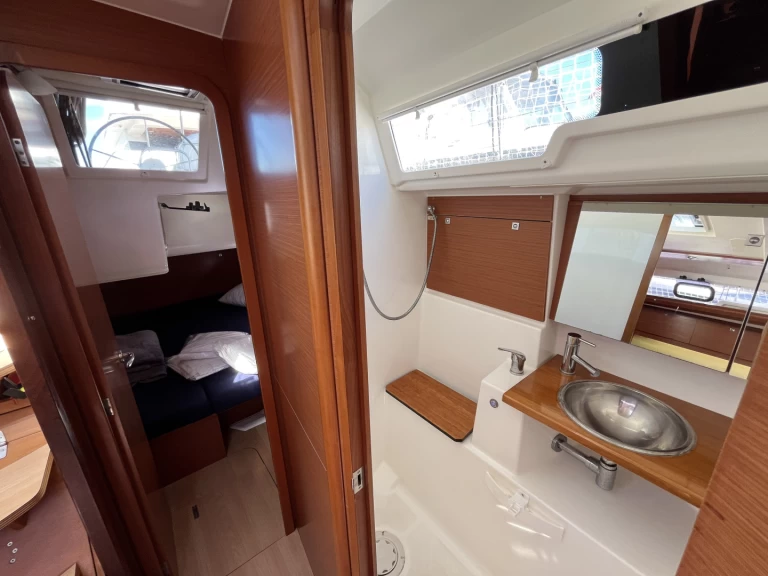 Yacht charter Olbia cheap Dufour 412 Grand Large