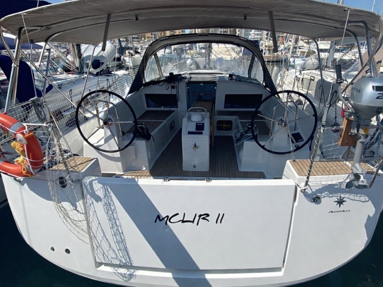 Sailboat rental in Nettuno - Jeanneau Sun Odyssey 440