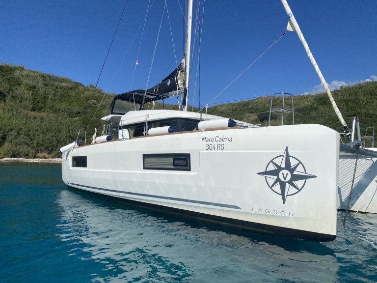 Catamaran for rent Pula at the best price