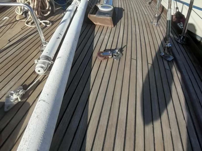 Rent a SWAN First 42 Genova