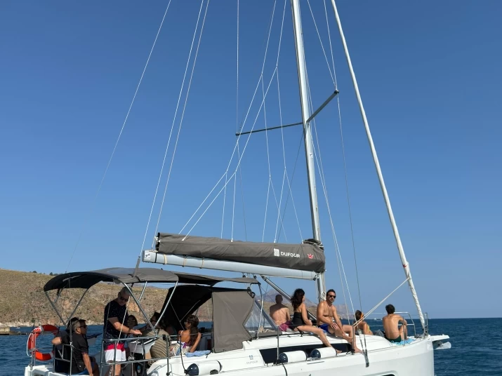 Boat rental Dufour Dufour 37 in Castellammare del Golfo on Samboat