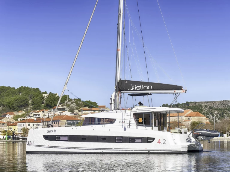 Bali Bali 4.2 charter bareboat or captained in  Skradin