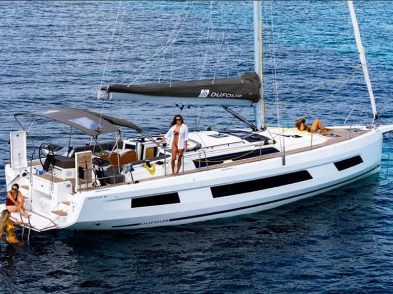 Rent a Dufour Dufour 44 Alimos