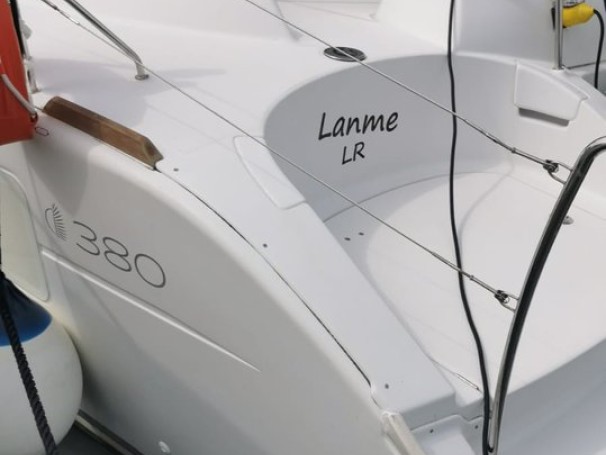 Yacht charter Propriano cheap Lagoon 380