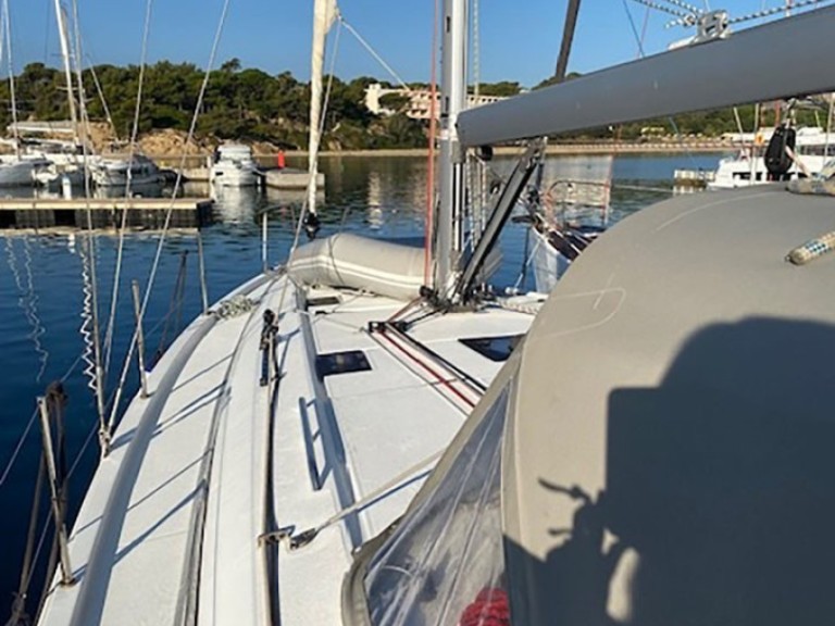 Sailboat rental with or without captain Bénéteau Bormes-les-Mimosas