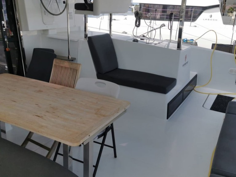 Catamaran rental with or without captain Fountaine Pajot Propriano