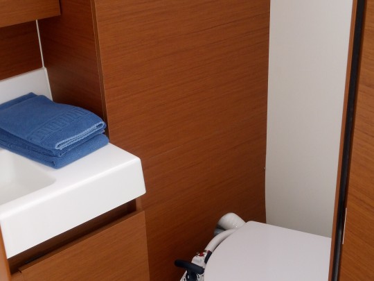 Sailboat rental with or without captain Jeanneau Palamós