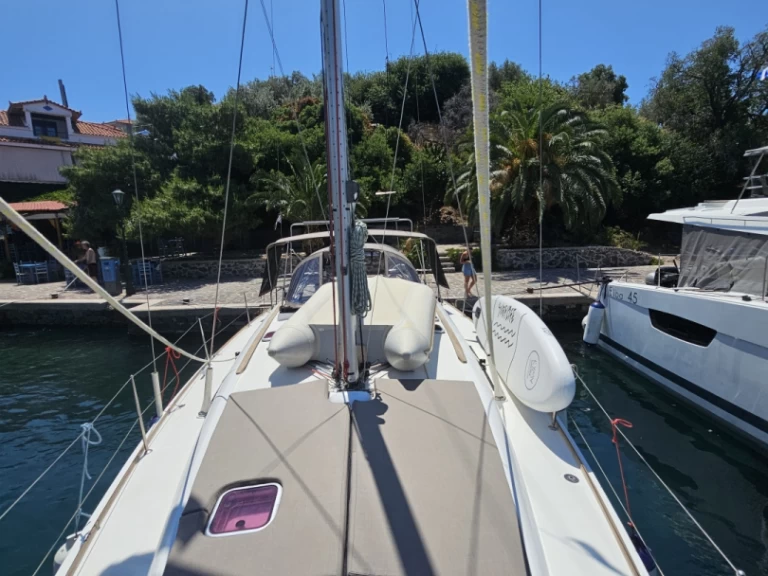 Boat rental Jeanneau Sun Odyssey 42i in Kallithea on Samboat