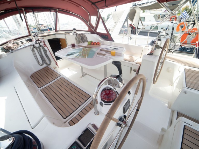 Bénéteau Oceanis 473 charter bareboat or captained in  Kallithea