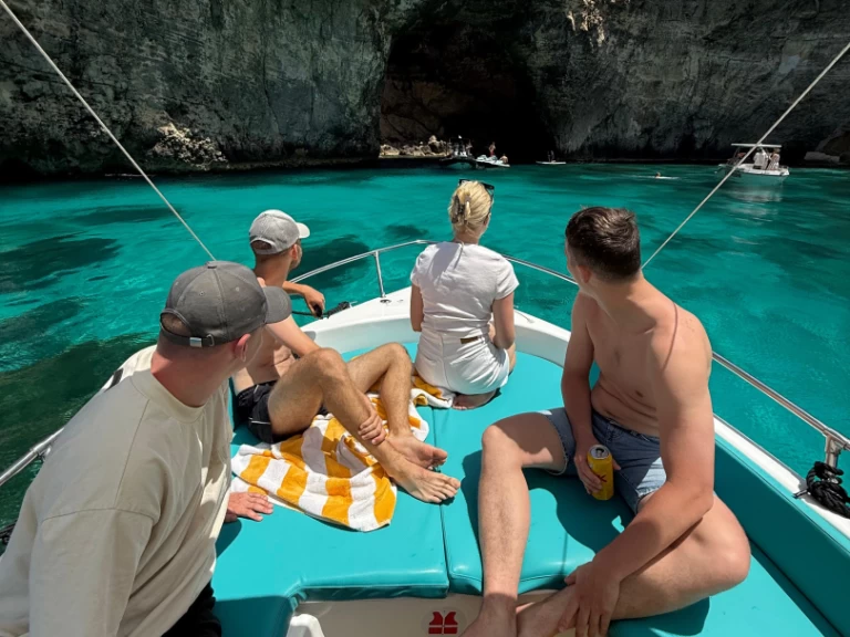 Motorboat rental in Ċirkewwa - Buccaneer Sea Rover 198