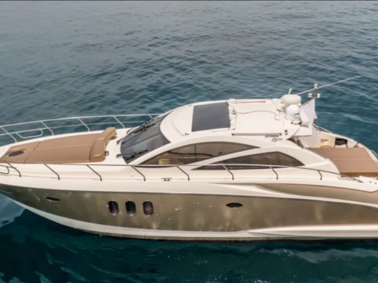 Rent a Astondoa Astondoa 53 HT Portofino