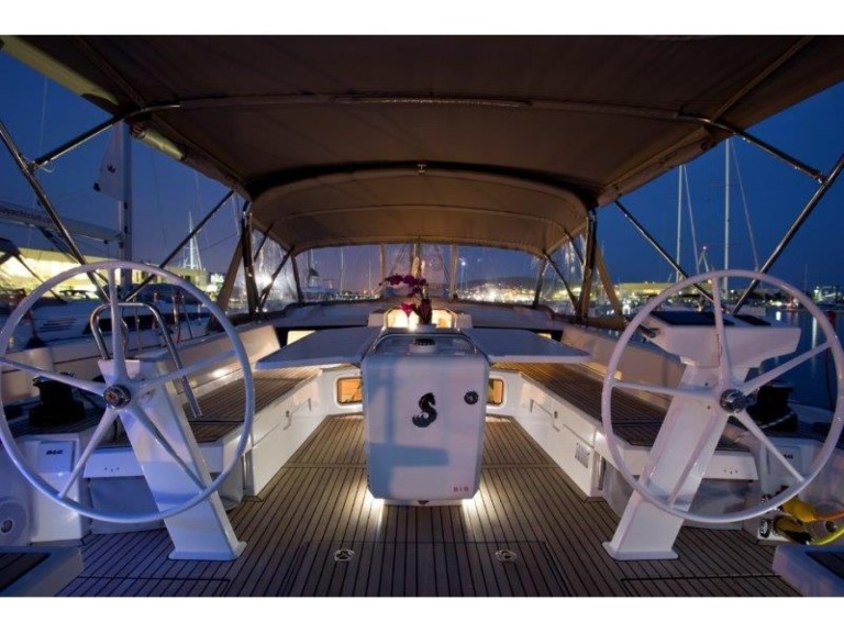 Yacht charter Alimos cheap Oceanis 51.1