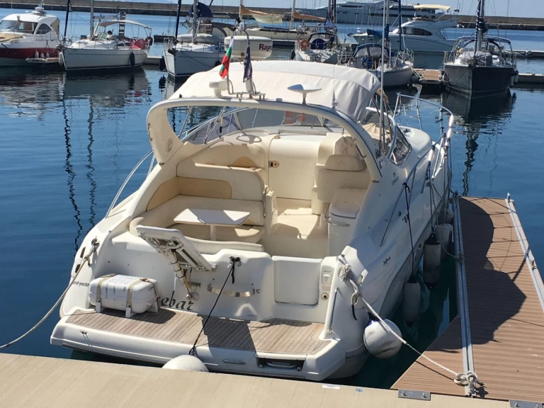 Bareboat Rental Motorboat Cranchi with a boat licence