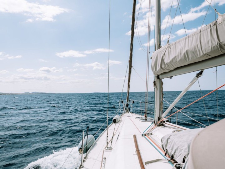 Yacht charter Kallithea cheap oceanis clipper 361